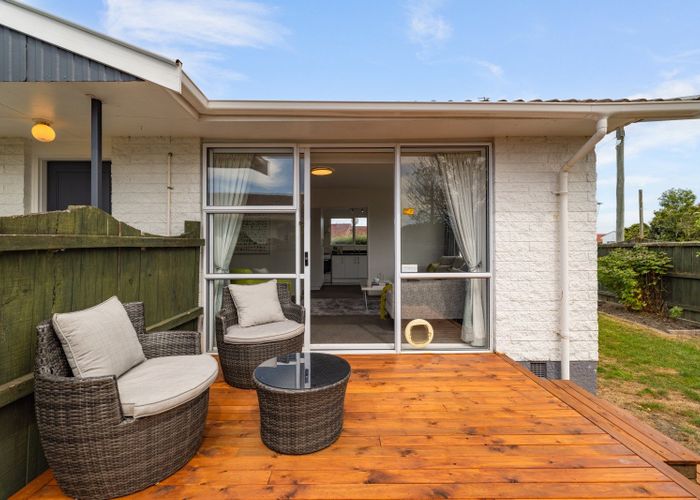  at 1/180 Grimseys Road, Redwood, Christchurch