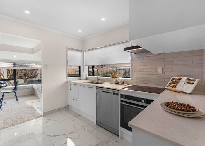  at 27A Comins Crescent, Mission Bay, Auckland City, Auckland