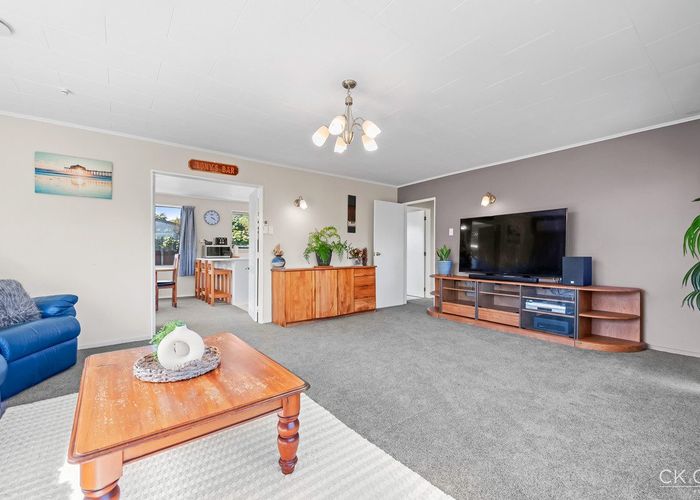  at 127 Gemstone Drive, Birchville, Upper Hutt, Wellington