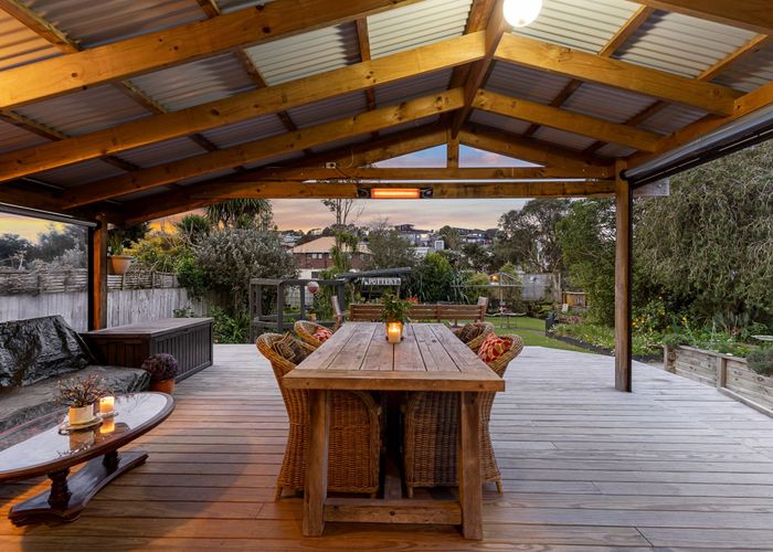  at 122 Brightside Road, Stanmore Bay, Whangaparaoa