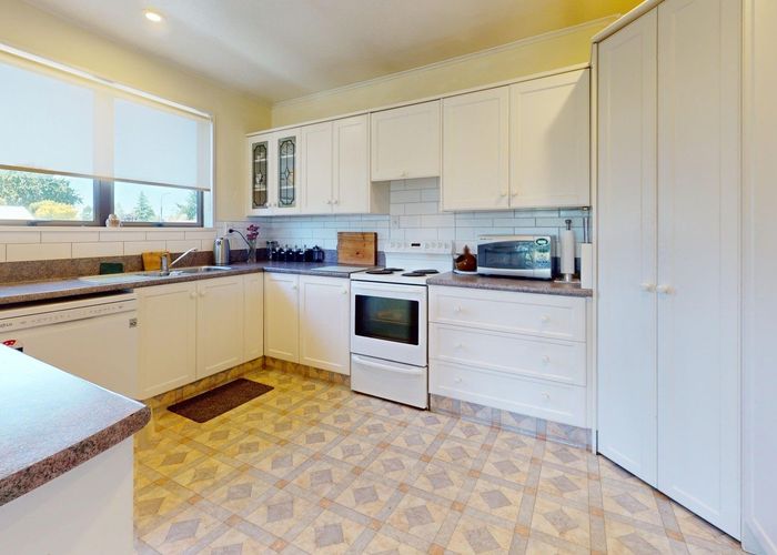  at 6 Ascot Place, Netherby, Ashburton