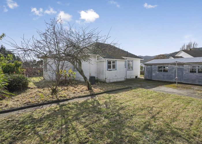  at 31 Newcombe Street, Naenae, Lower Hutt