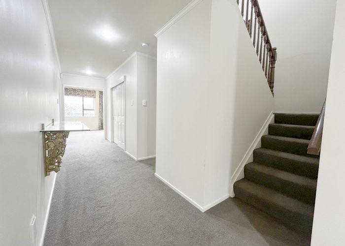  at 32A Kenneth Small Place, Remuera, Auckland