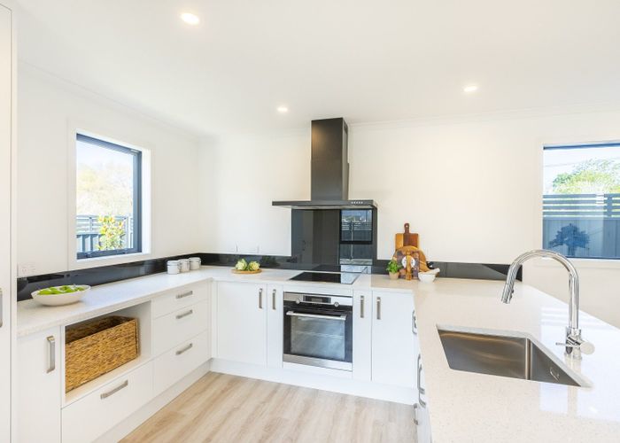  at 11 Waiwhetu Road, Waiwhetu, Lower Hutt