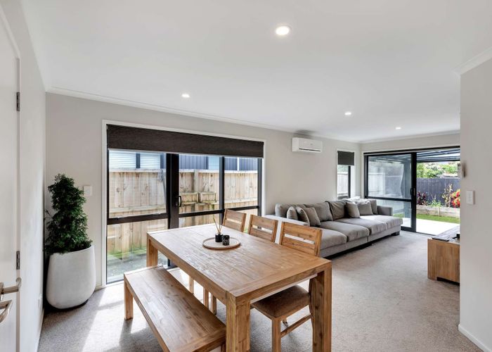  at 12 Farmland Road, Papakura, Papakura
