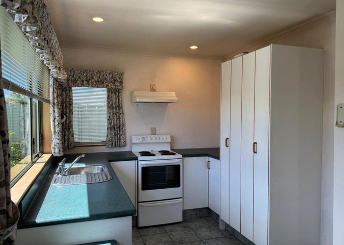  at 3/239 Warwick Road, Mayfair, Hastings