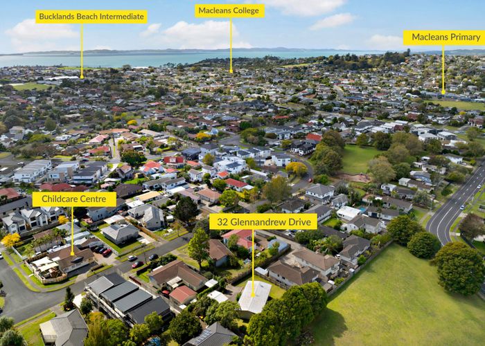  at 32 Glennandrew Drive, Half Moon Bay, Auckland