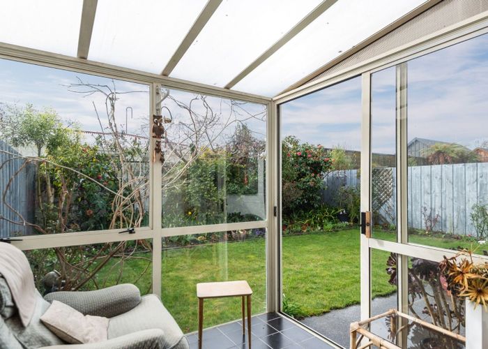  at 10/27 Cornwall Street, St. Albans, Christchurch City, Canterbury