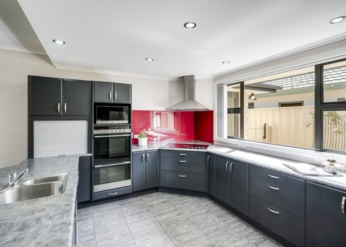  at 9 Brooklands Drive, Havelock North