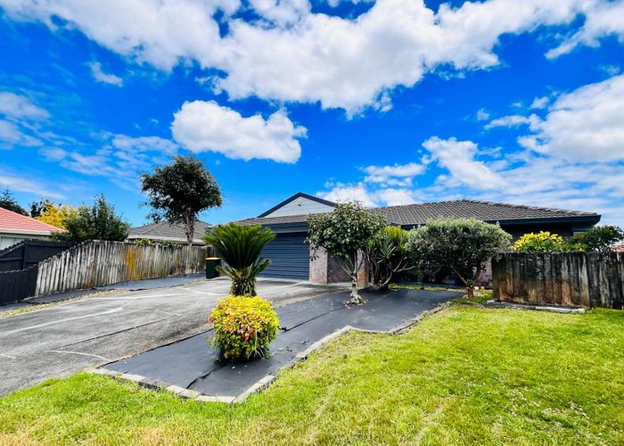  at 27 Ambleside Drive, Northpark, Auckland