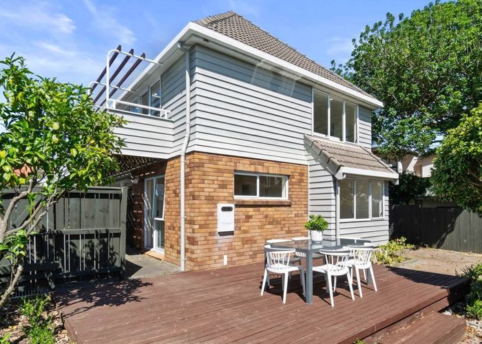  at 20D Clonbern Road, Remuera, Auckland