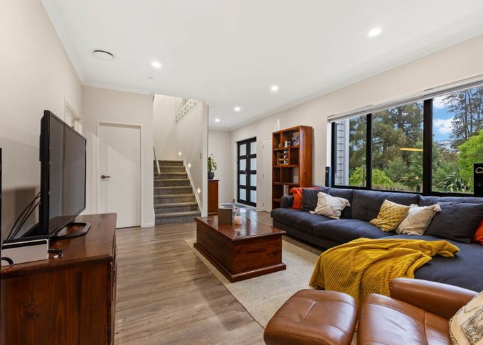  at 6 Koromeke Street, Flat Bush, Manukau City, Auckland