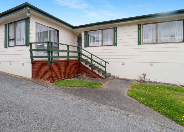  at 12 Blueberry Grove, Timberlea, Upper Hutt, Wellington