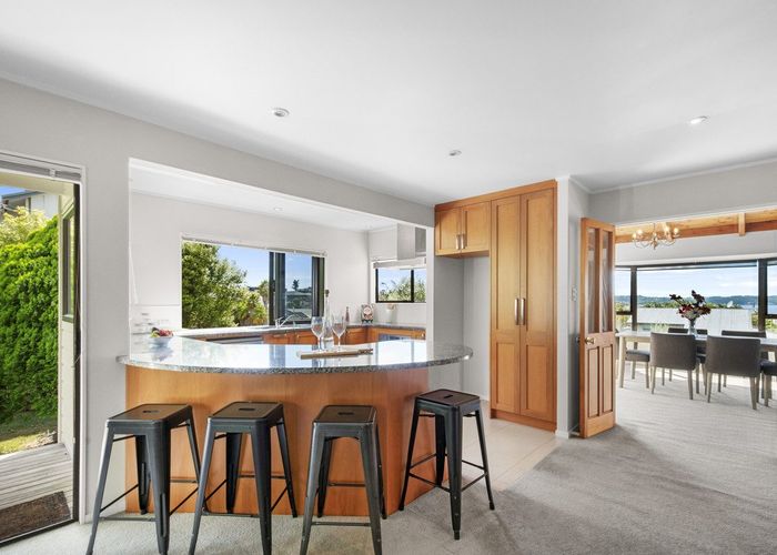  at 147 Wiseley Road, West Harbour, Auckland