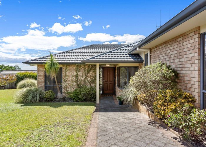  at 11 Peregrine Place, Welcome Bay, Tauranga