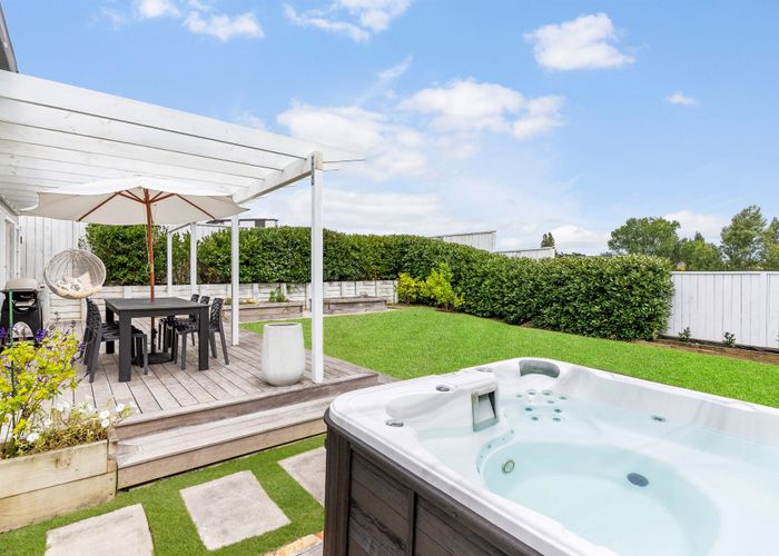  at 60 Moire Road, Massey, Waitakere City, Auckland