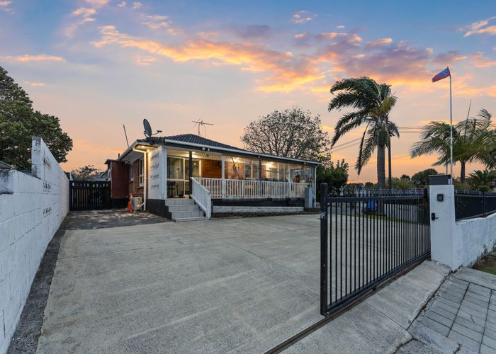  at 27 Thompson Terrace, Manurewa, Auckland