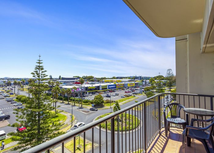  at 5E/18 Ronwood Avenue, Manukau, Manukau City, Auckland