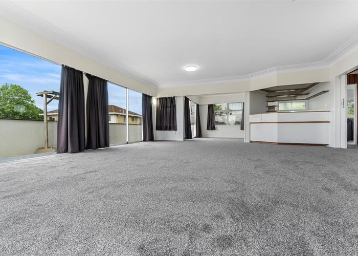  at 46 Redoubt Road, Goodwood Heights, Manukau City, Auckland