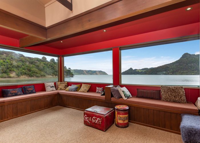  at 7 Foster Avenue, Huia, Auckland