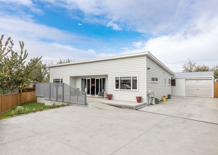  at 11B Holyrood Terrace, Waipukurau