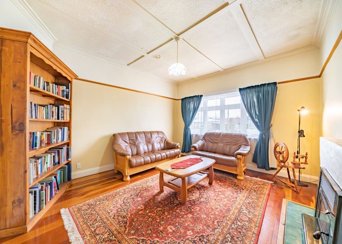  at 11 Exchange Street, Ebdentown, Upper Hutt