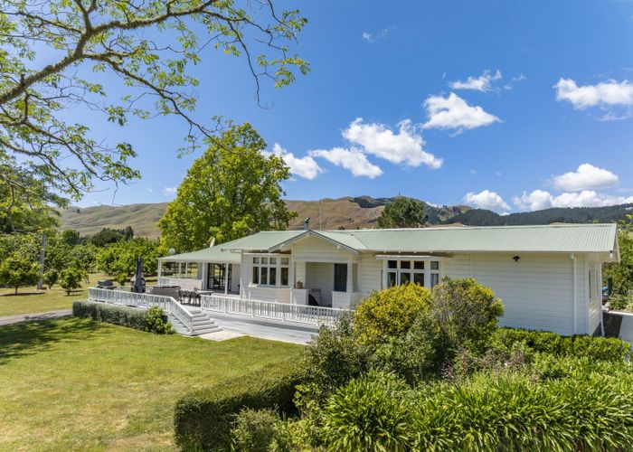  at 135 Te Mahanga Road, Poukawa, Hastings, Hawke's Bay