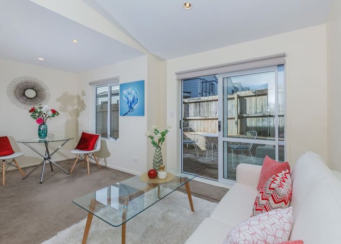  at 11/30 John Jennings Drive, Oteha, North Shore City, Auckland