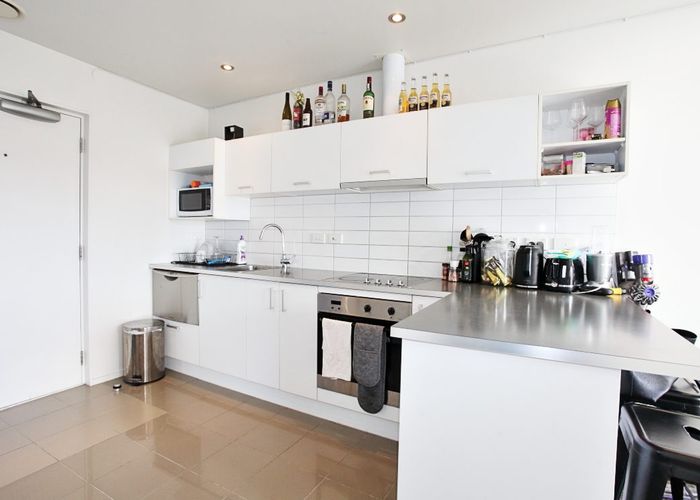  at C15/60 Masons Road, Oteha, North Shore City, Auckland