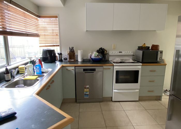  at 36A Roberts Road, Glenfield, North Shore City, Auckland