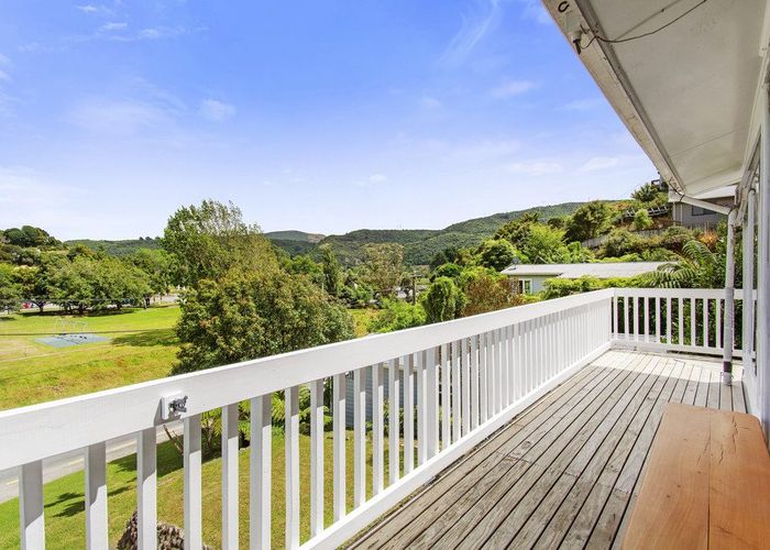  at 37 Thomas Street, Stokes Valley, Lower Hutt, Wellington