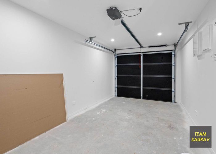  at 8/43 Marr Road, Manurewa, Manukau City, Auckland