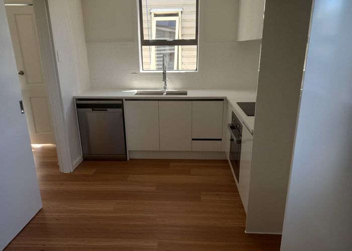  at Hamilton Lake, Hamilton, Waikato