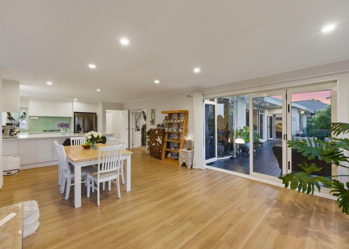  at 22 Windfall Grove, Greenhithe, North Shore City, Auckland