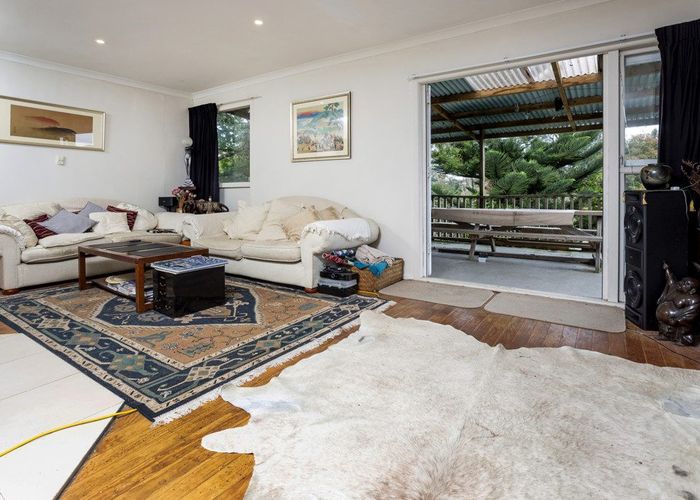  at 71 Lauderdale Road, Birkdale, North Shore City, Auckland