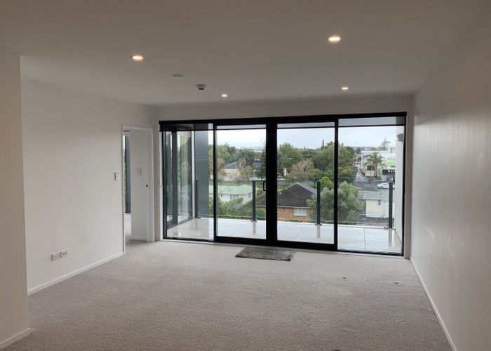  at 92/8 Thompson Park Road, Mount Wellington, Auckland City, Auckland