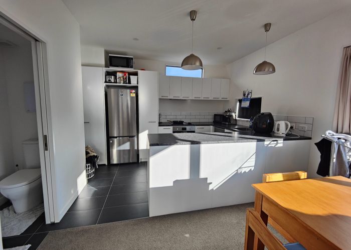  at 10/7 Handyside Street, Tawa, Wellington