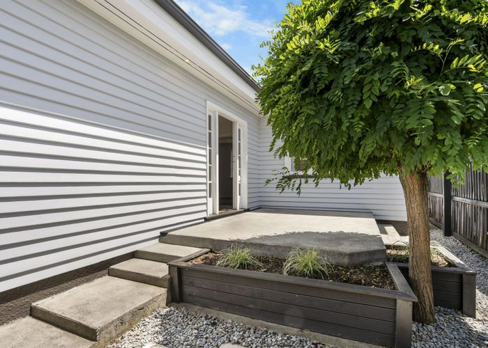  at 2/97 Bassett Street, Burwood, Christchurch