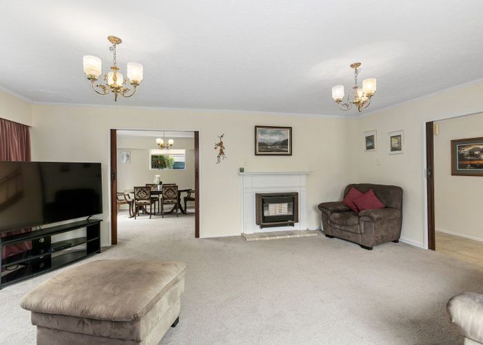  at 32 De Menech Grove, Avalon, Lower Hutt, Wellington