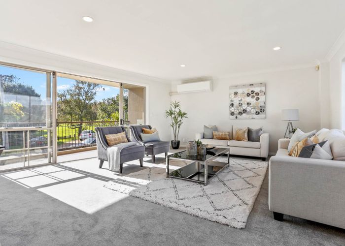  at 692B Manukau Road, Royal Oak, Auckland