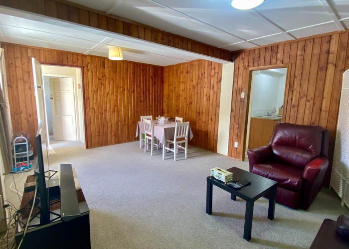  at 1b/9 College Road, Northcote, North Shore City, Auckland