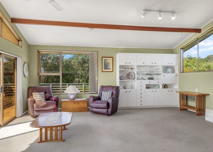  at 28 Golf Links Road, Carters Beach, Westport