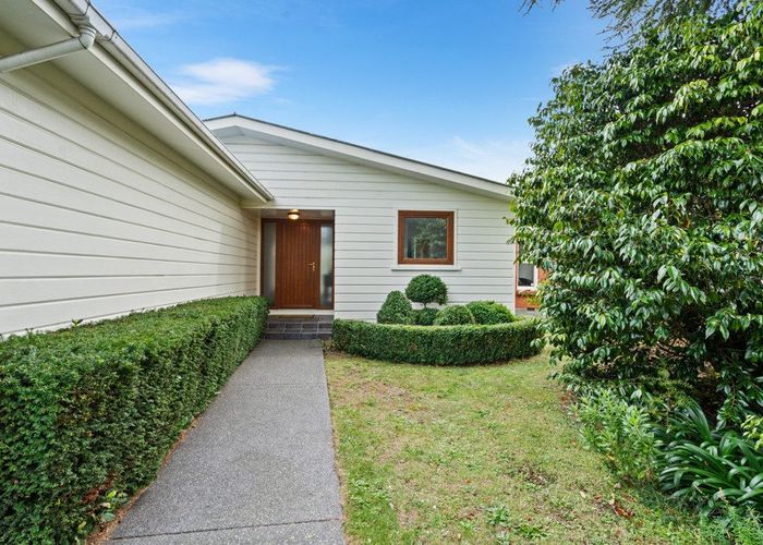  at 11 Weir Place, Hoon Hay, Christchurch City, Canterbury
