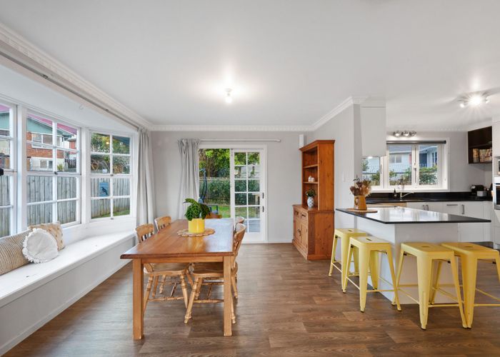  at 142 Ti Rakau Drive, Pakuranga, Auckland