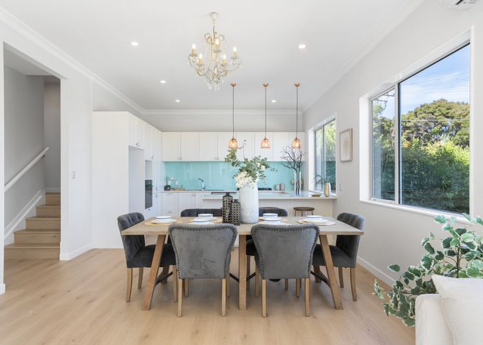  at 517 East Coast Road, Murrays Bay, North Shore City, Auckland