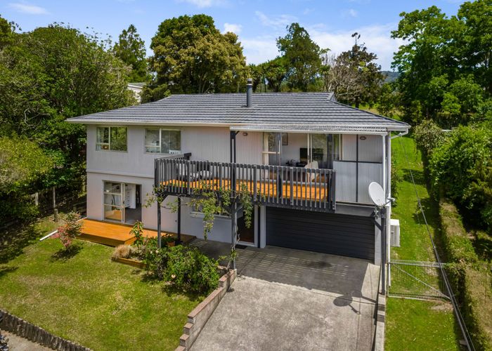  at 31 Grassmere Road, Henderson Valley, Auckland