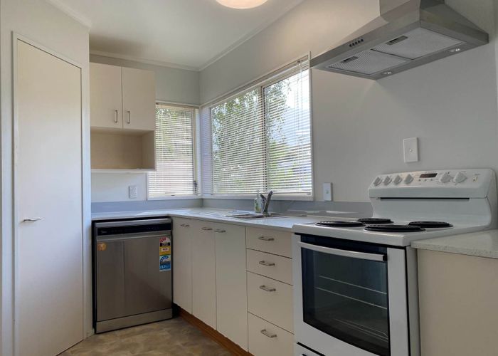  at 1/24 Wylie Avenue, Sunnynook, North Shore City, Auckland