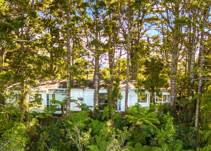  at 98 Scenic Drive, Titirangi, Auckland