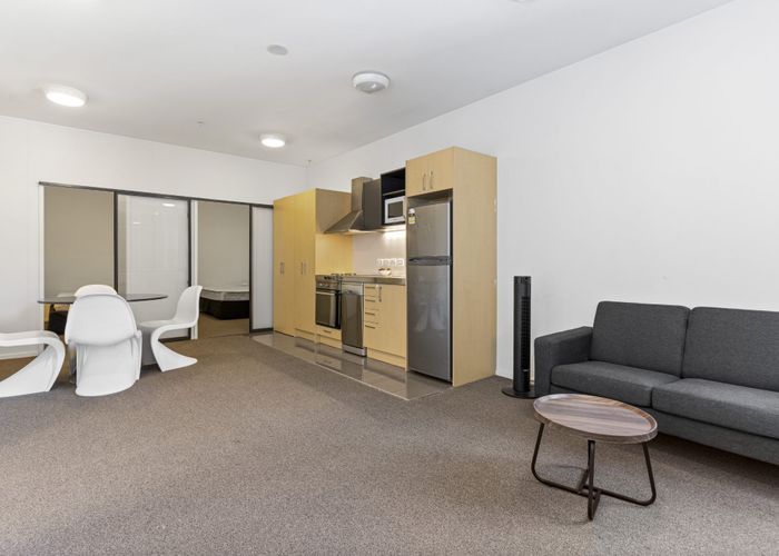  at 306/17 Putney Way, Manukau, Manukau City, Auckland