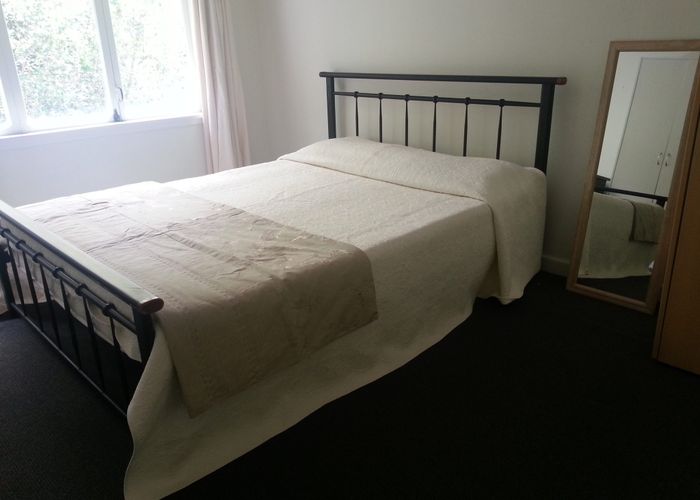  at 5 The Avenue, Albany, North Shore City, Auckland